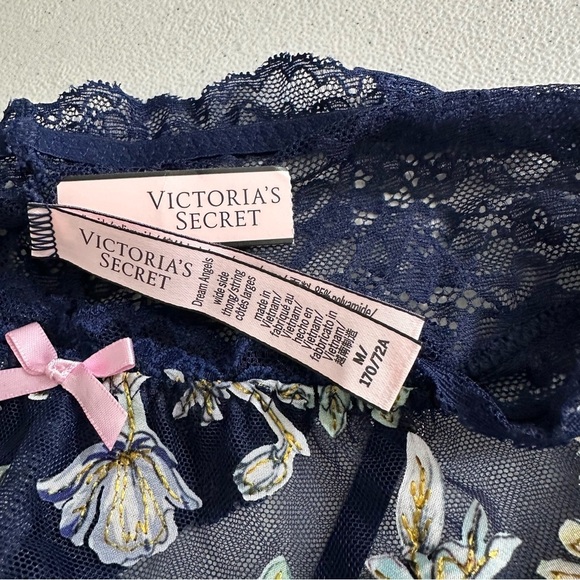 Victoria secret bundle 4 bralettes 1 lingerie gutter new - Picture 11 of 12